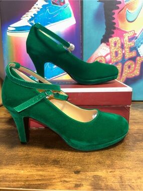 LIURUIJIA® la Women's Platform High Heels green velvet - Size  (US 8)